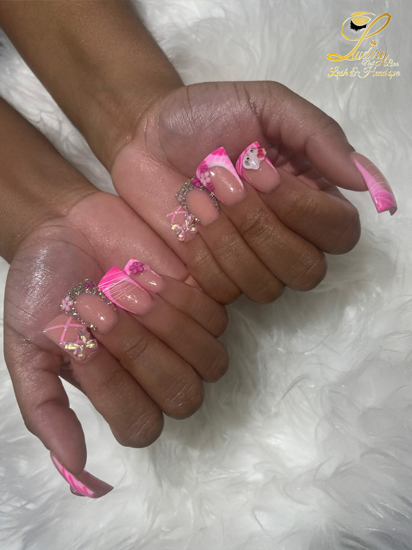 Luxury Nail Bar Lash & Head Spa